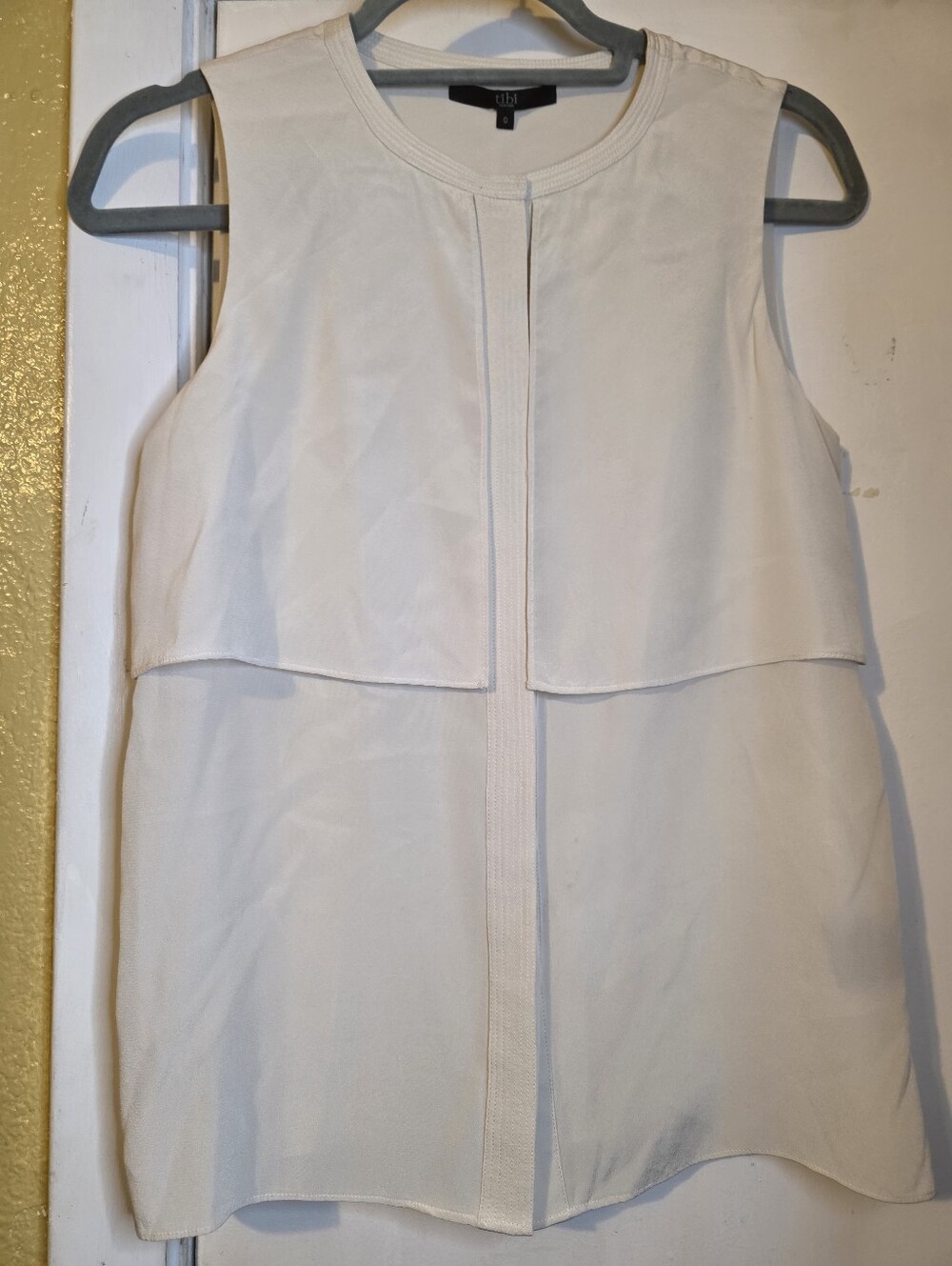Tibi New York Women Sleeveless Buttons Beige Sz 0